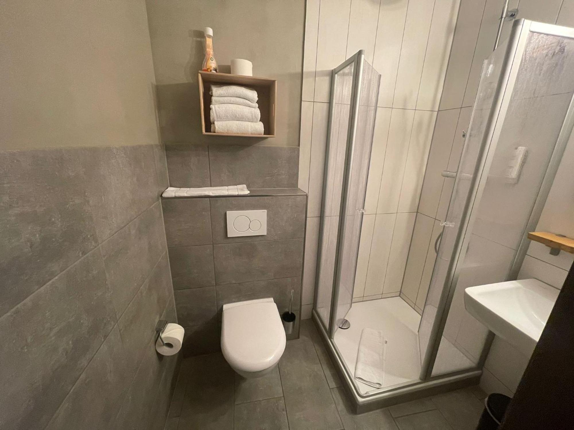 Ferienhaus Zentrales Kobytinyhaus Herford,wlan,parkplatz *
